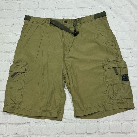 OLD NAVY Men’s Cargo Parachute Shorts in olive green size 36 - Picture 1 of 14